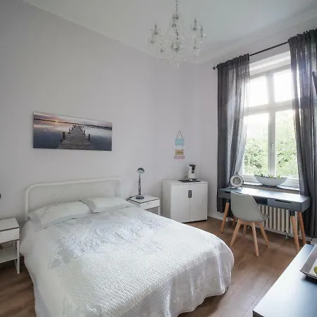 City Apartments Siegburg Studios * Зигбург